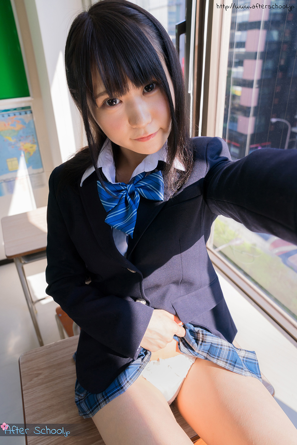 japanese schoolgirls naked selfie 